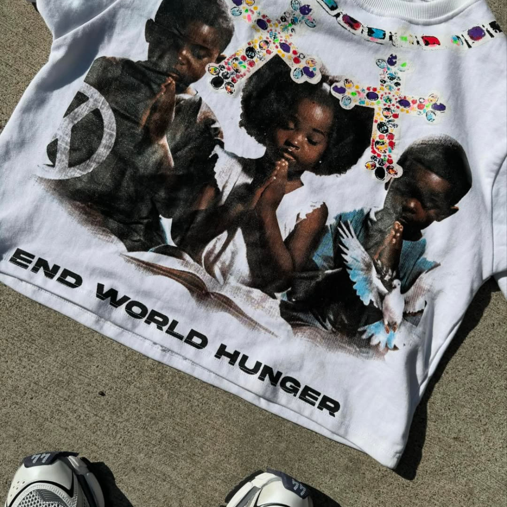 ART IN WAR Feed Hope Tee – A Prayer for the World