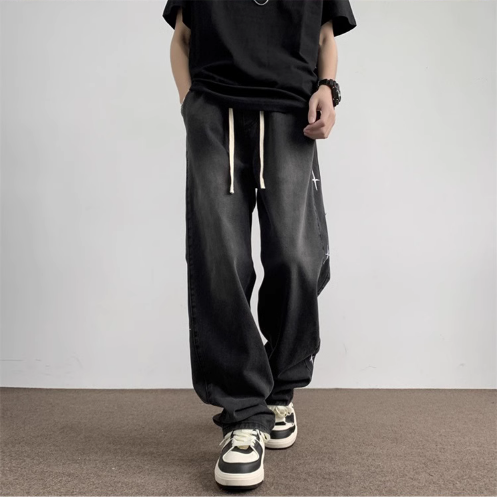Distressed Side Star Embroidery Jeans