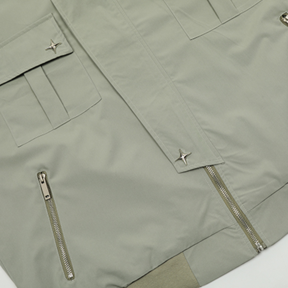 Functional Multi-pocket Plain Shirt