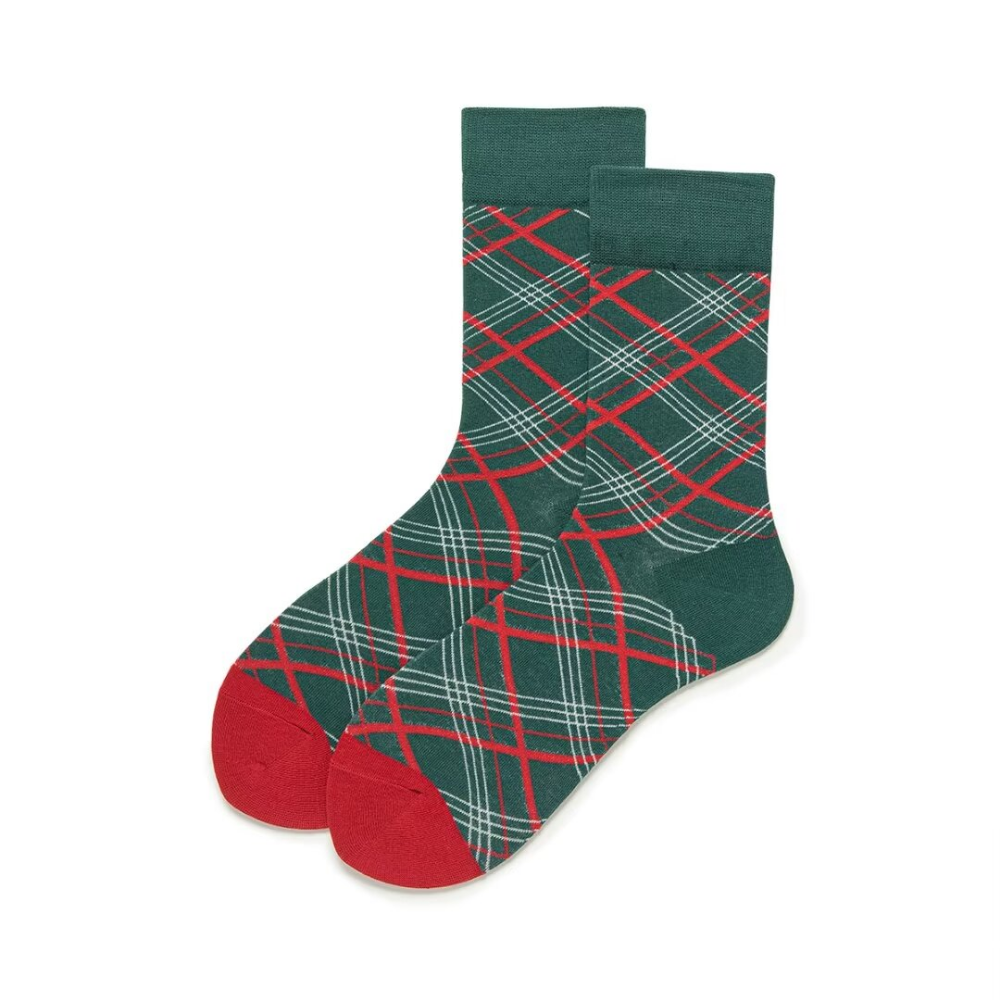 Retro Bold Contrast Color Letter Socks