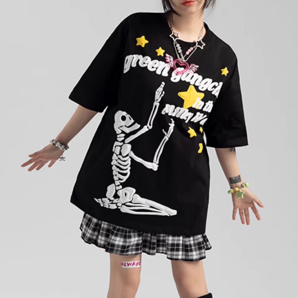 Skeleton Stars Foam Letter T-shirt