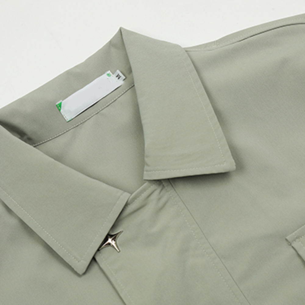 Functional Multi-pocket Plain Shirt