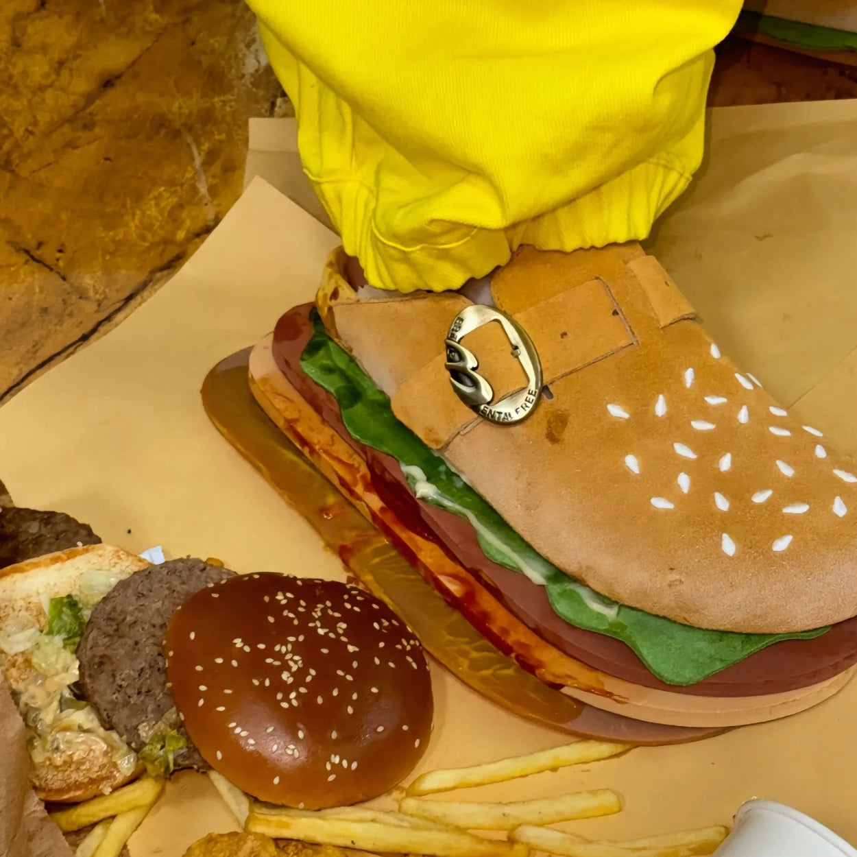 🍔 BurgerStocks Clogs