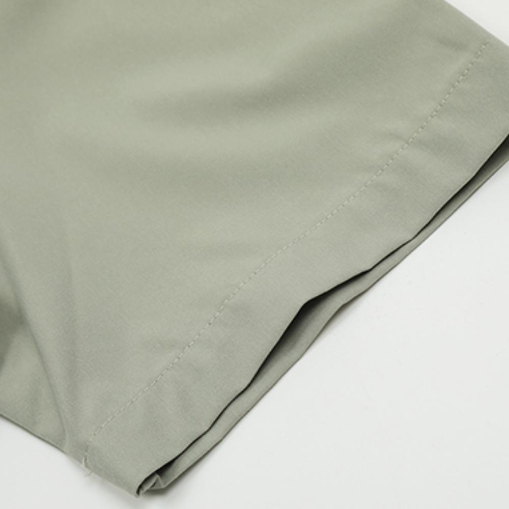 Functional Multi-pocket Plain Shirt