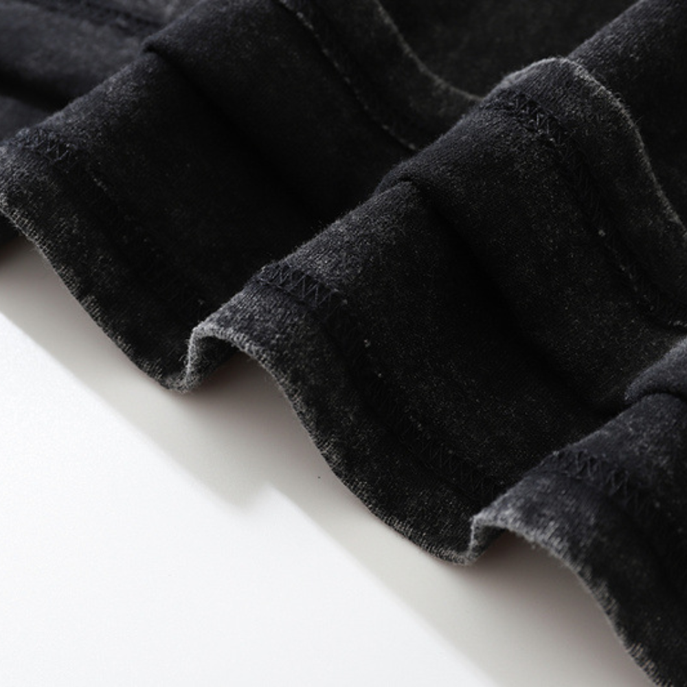 Silent Sculpture Washed Sweatshirt