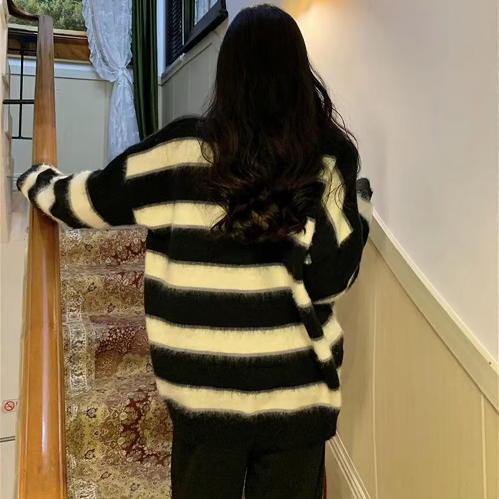 Women's Classic Letter P Striped Sweater